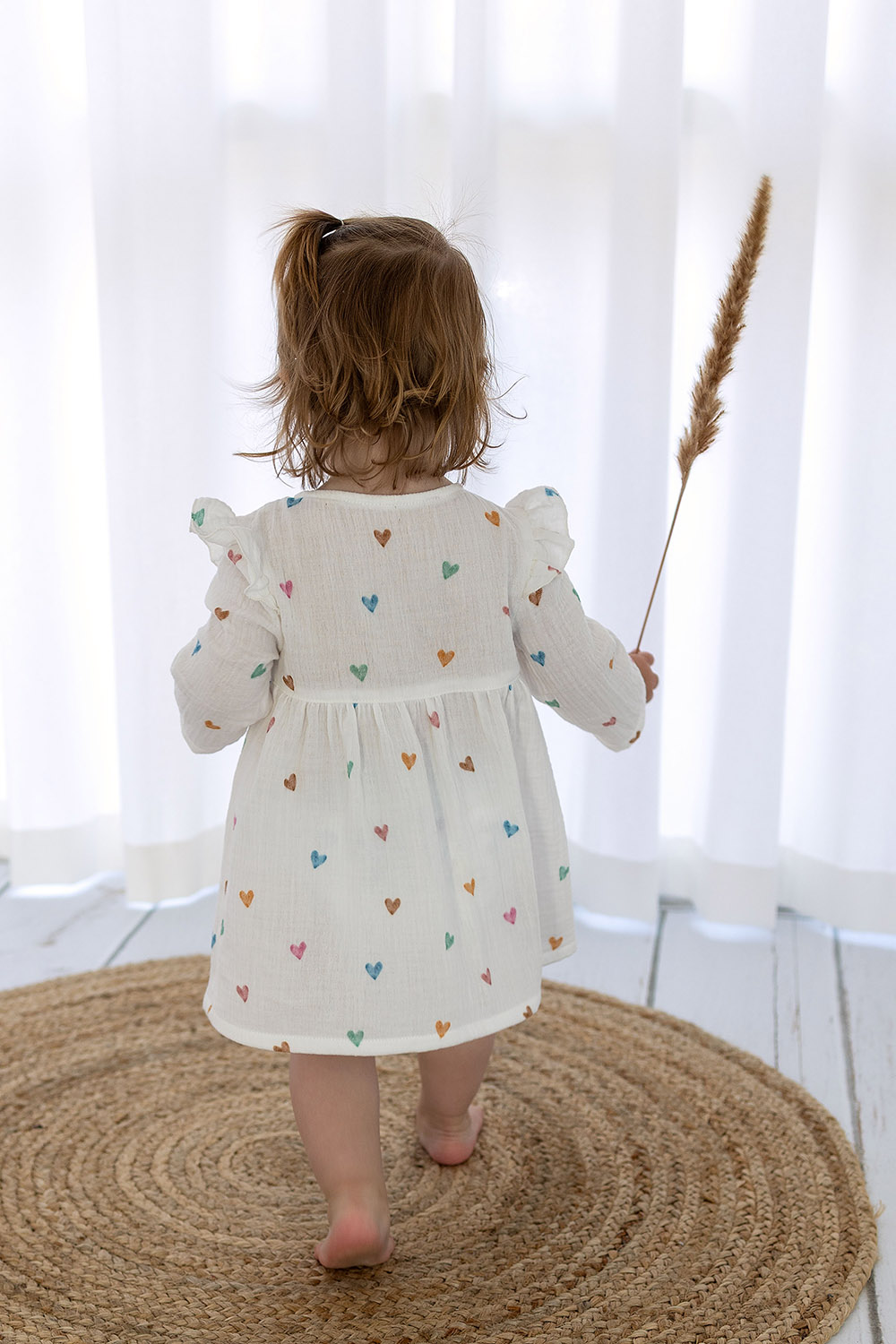 Dvojitá gázovina smet. bílá Barevná srdíčka