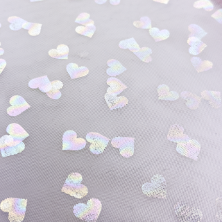 Tyl svatební sv. fialový se srdíčky