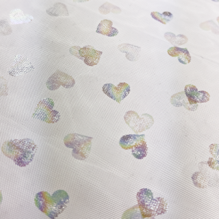 Tyl svatební smet. bílý se srdíčky